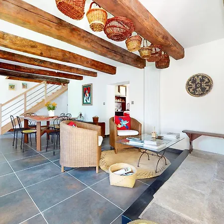 In Lastic Tatil Evi