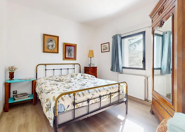 Beautiful In Lastic *